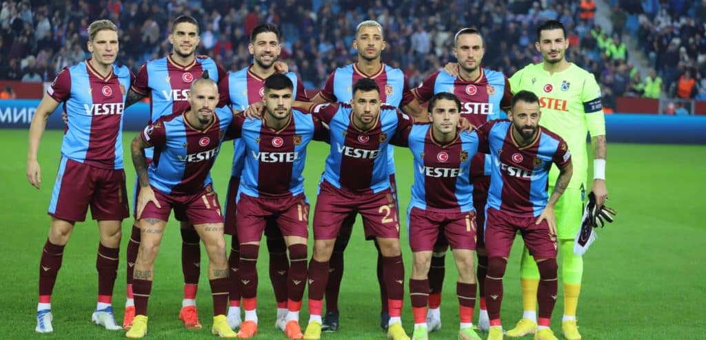 Conference League: Die möglichen Gegner von Trabzonspor – Wann ist die Auslosung der Zwischenrunde?
