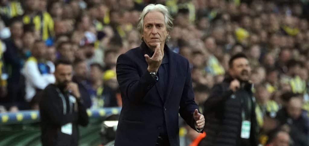 Jorge Jesus macht Schiedsrichter Arda Kardesler und Pech von Serdar Aziz für Niederlage verantwortlich