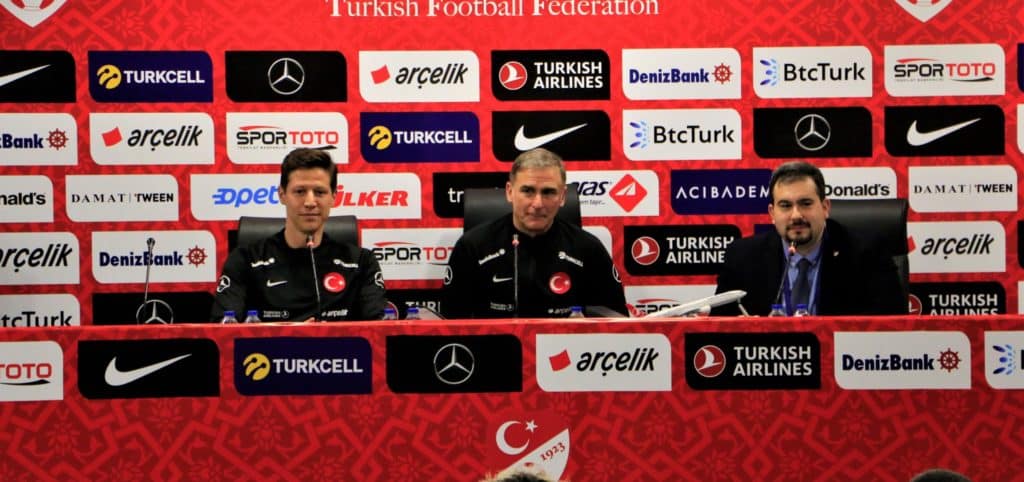 Türkei-Teamchef Stefan Kuntz nach Schottland-Sieg zufrieden – aber muss sich dennoch verteidigen