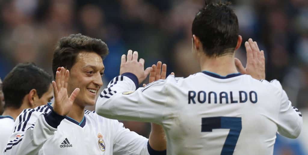 Das ist Mesut Özils beste Elf