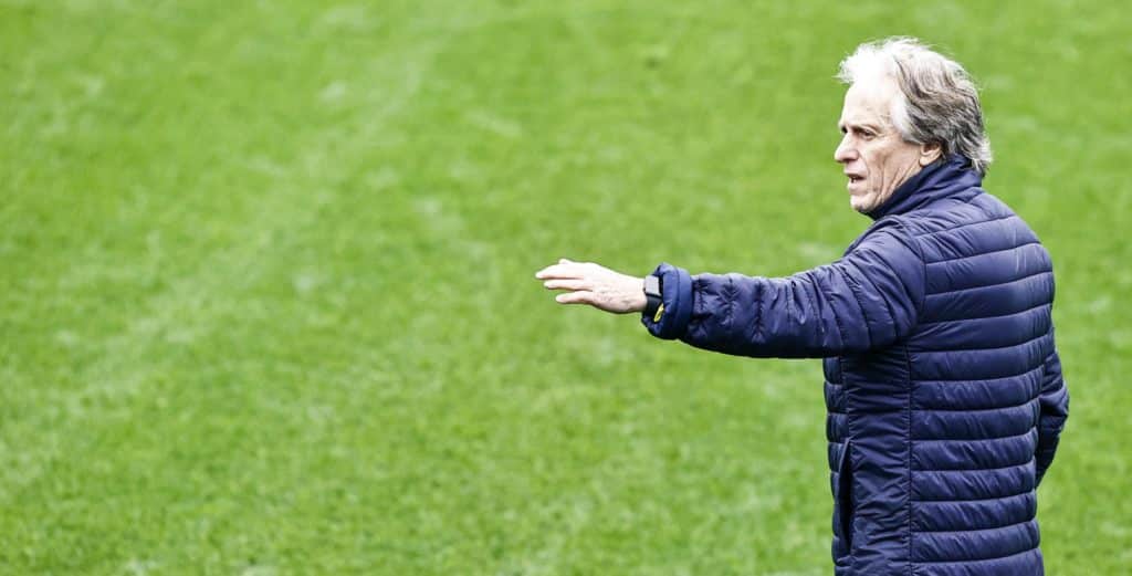 Jorge Jesus: „Zu zehnt, werden die Dinge schwer für uns“