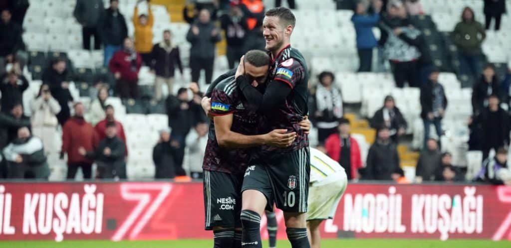 Mit Arbeitssieg ins Achtelfinale: Besiktas muss 0:2-Halbzeitrückstand gegen Sanliurfaspor wettmachen