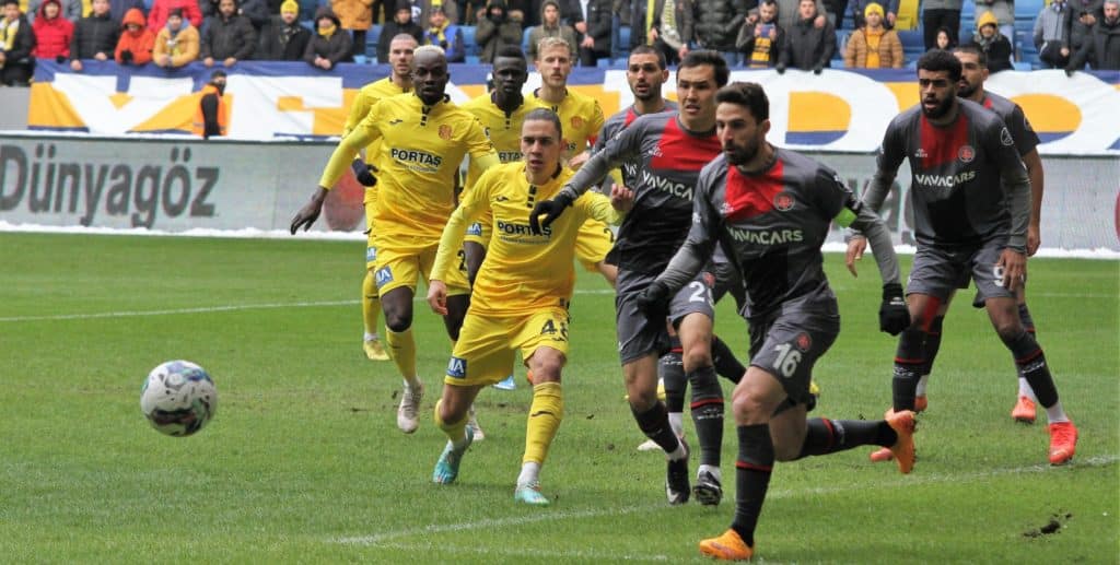 Süper Lig-Roundup: Karagümrük dank Borini und Diagne in Erfolgsspur – Siege für Hatay, Antalya und Istanbulspor