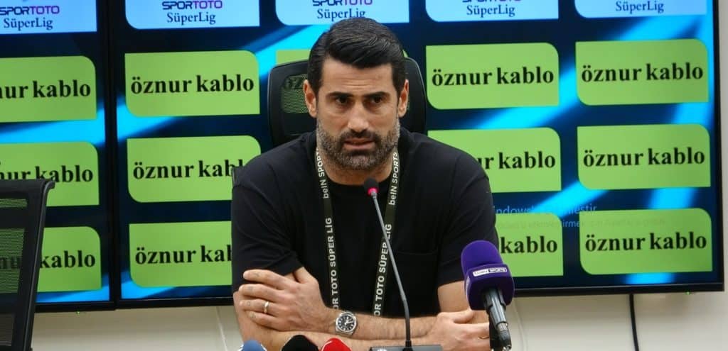 Nach schwerem Beben in der Türkei: Volkan Demirel bittet in emotionalem Video um Hilfe für Hatay