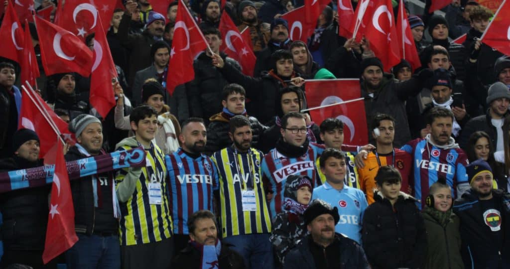 UECL: Trabzonspor schlägt Basel 1:0 – Ein Sieg für die gesamte Türkei