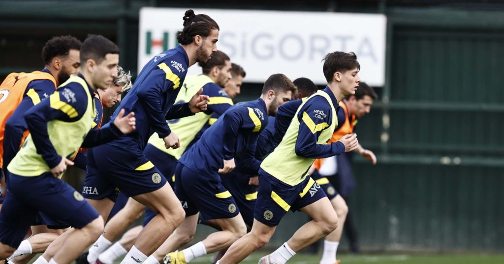 Fenerbahce treibt interne Kaderplanungen voran