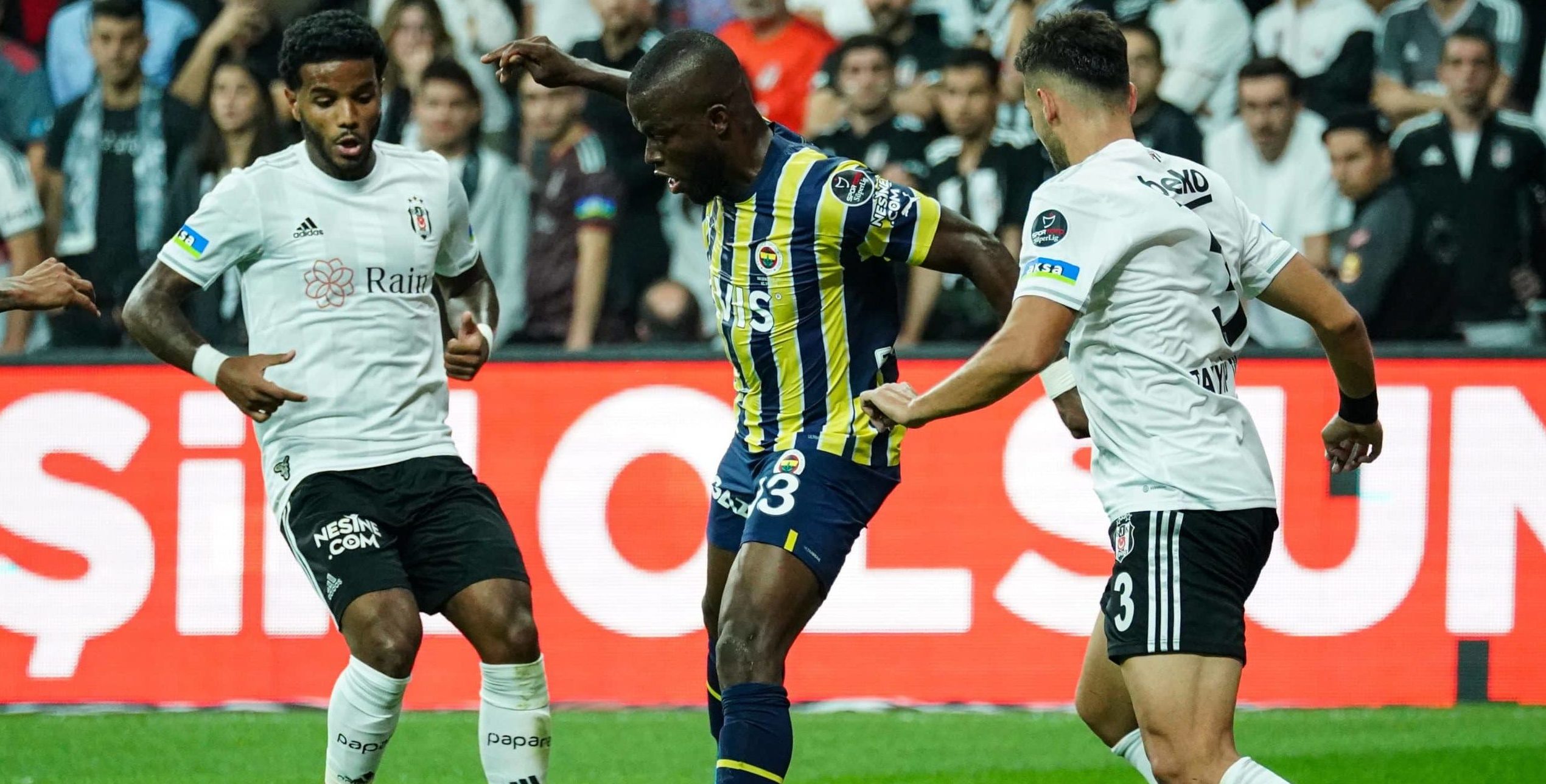 Ankaragücü vs. Fenerbahçe: A Clash of Turkish Football Titans