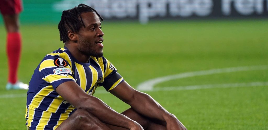 Verletzungspech: Fenerbahce muss längere Zeit auf Stürmer Michy Batshuayi verzichten