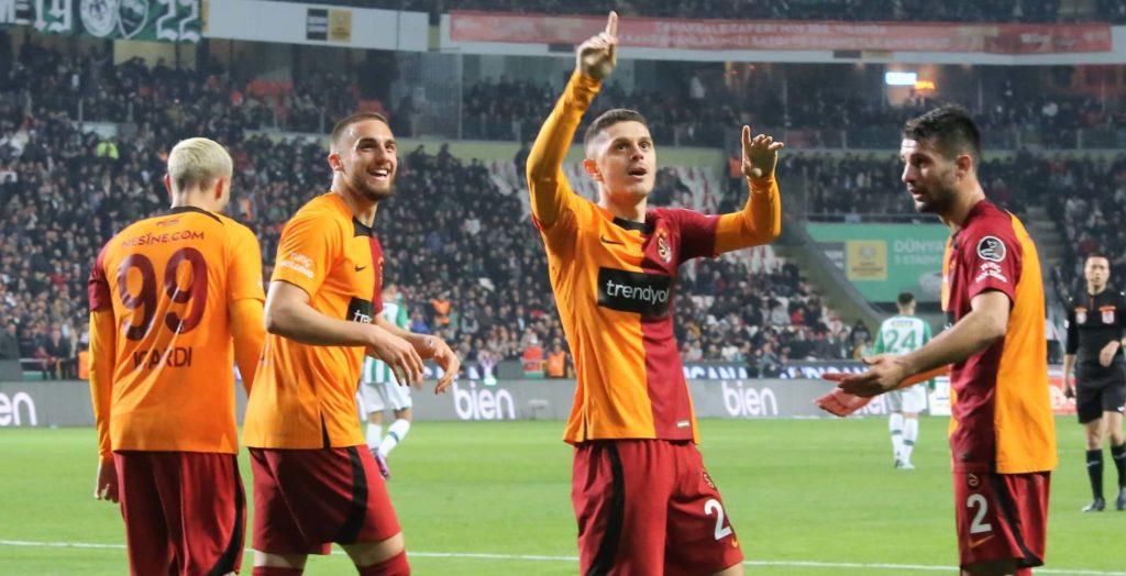 Überraschung: Besiktas schnappt sich Milot Rashica