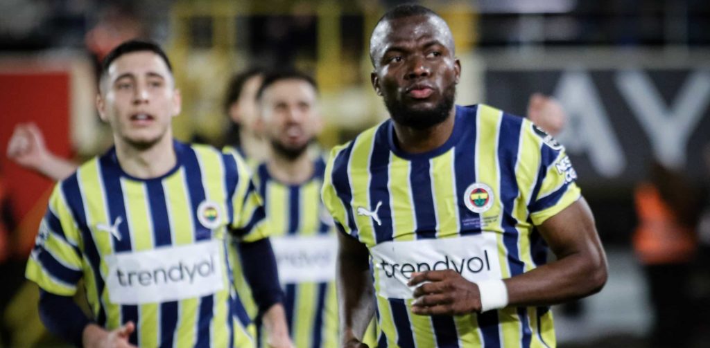Doch rechtzeitig fit fürs Besiktas-Derby? Fenerbahce hofft auf rasche Valencia-Genesung