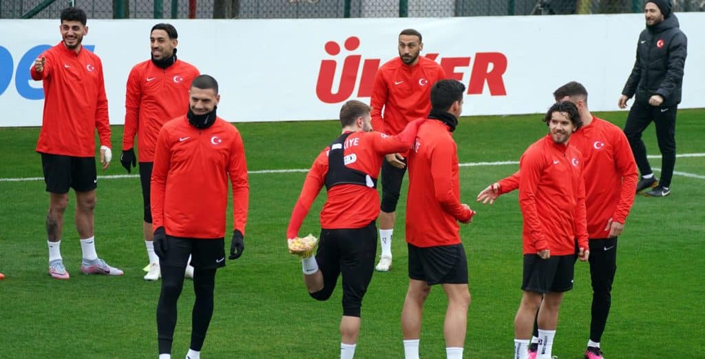 Schiedsrichter für Türkei-Armenien-Duell steht fest – Der aktualisierte Milli Takim-Kader