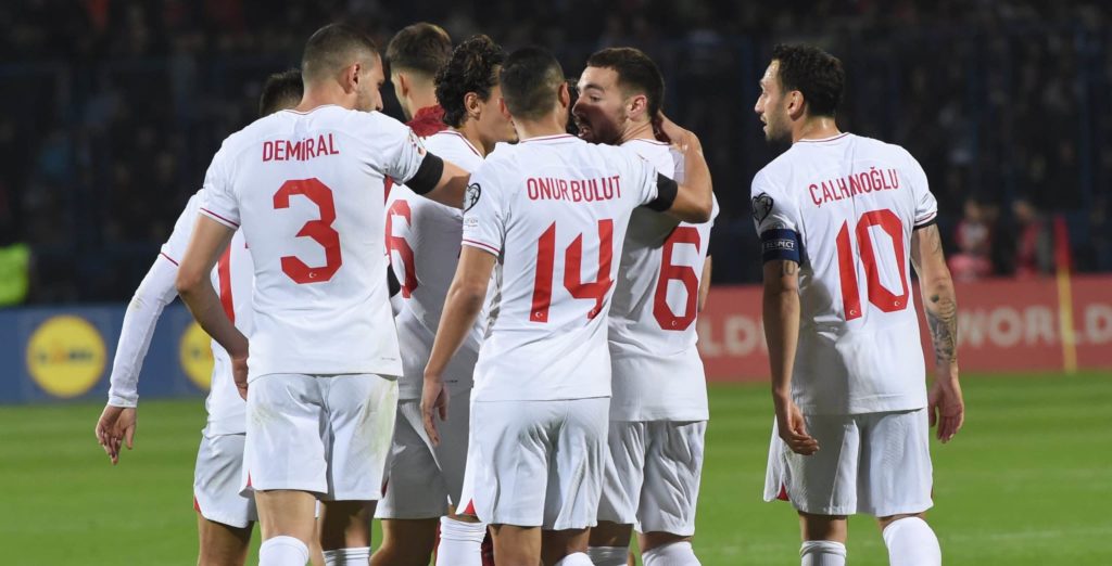 Türkei teils desaströs: 2:4-Pleite gegen Japan