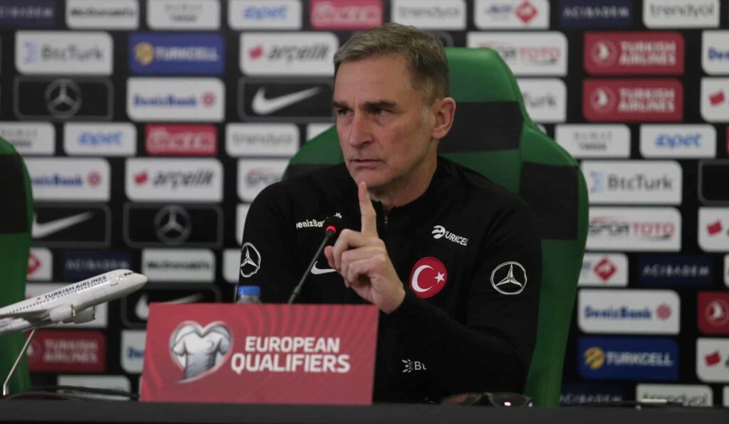 Türkei-Aus: Diese Abfindung soll der TFF an Stefan Kuntz zahlen