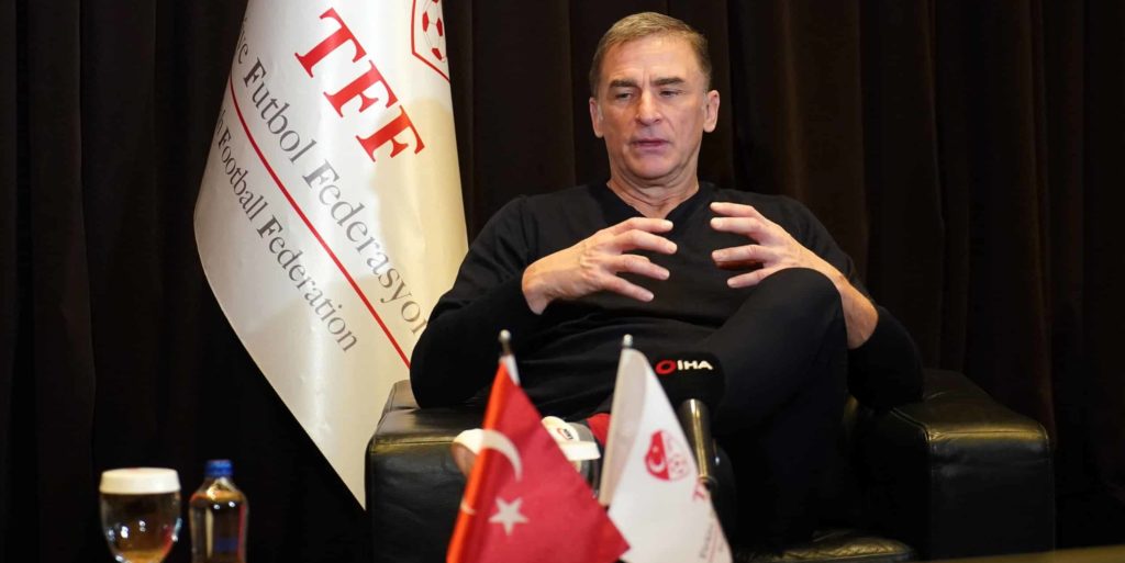 Türkische Nationalmannschaft: Wildes Gerücht um Kuntz-Entlassung und Avci-Nachfolge