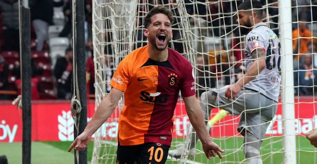 Galatasaray: Millionen-Angebot aus Saudi-Arabien für Dries Mertens?