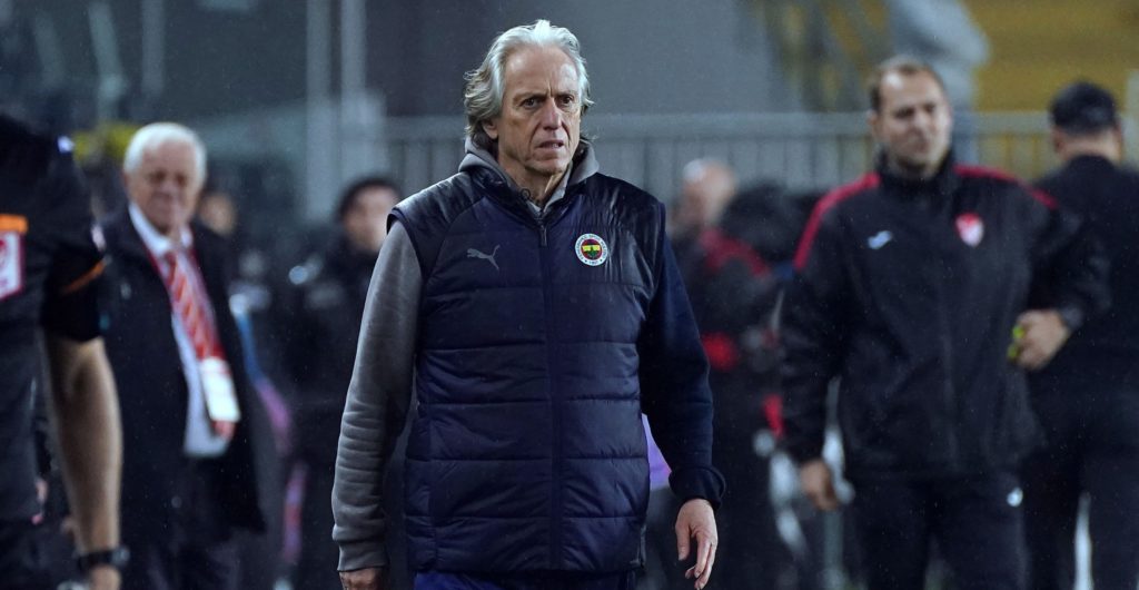 Fenerbahce-Coach Jesus: „Ich sehe keinen Grund für einen Rücktritt“ – Kein Problem mit Klubchef Koc