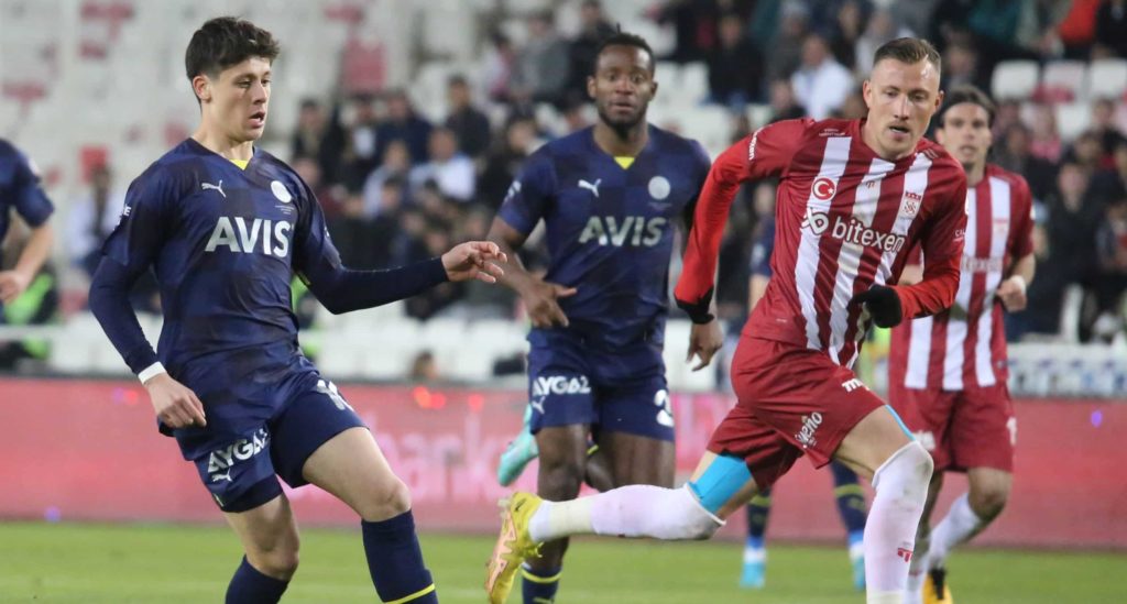 Fenerbahce hat Titelverteidiger Sivasspor zu Gast – Wer zieht ins Pokalfinale ein?