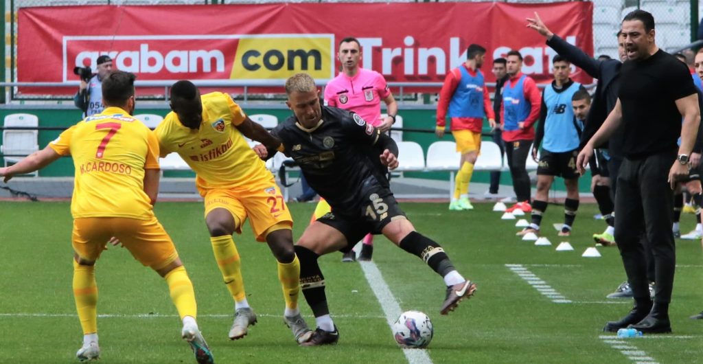 Vier Treffer in neun Minuten: 2:2-Remis zwischen Konya und Kayseri