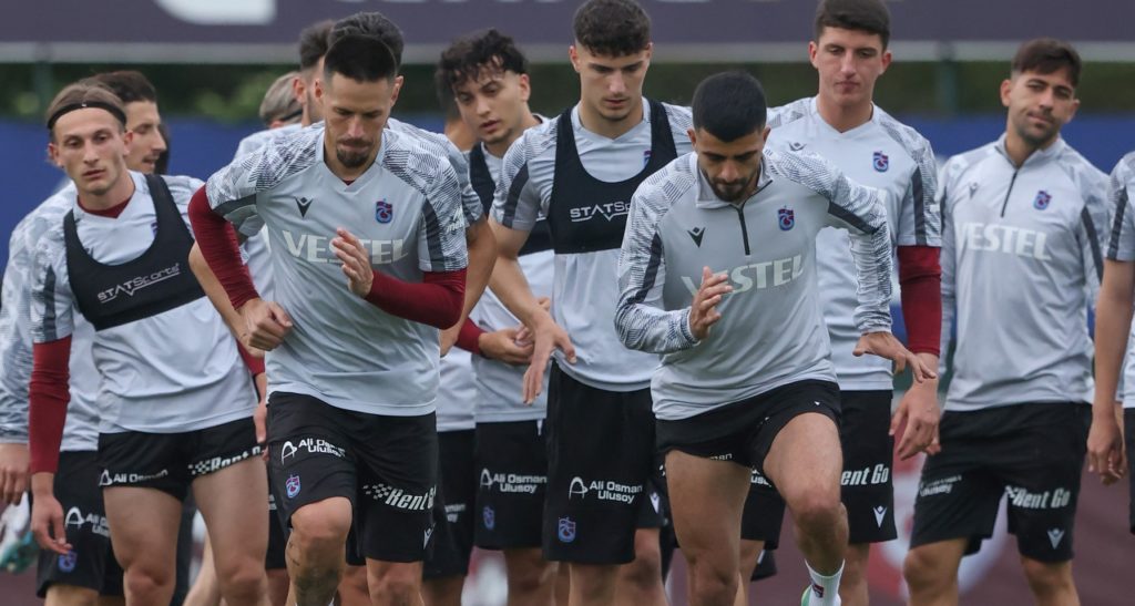 Dritter Grieche für Trabzonspor? Kourbelis bereits in Istanbul eingetroffen