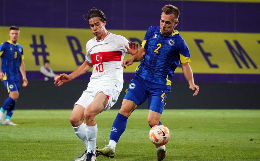 Kenan Yildiz: „Ich spiele seit der U17 für die Türkei und bin sehr stolz darauf“