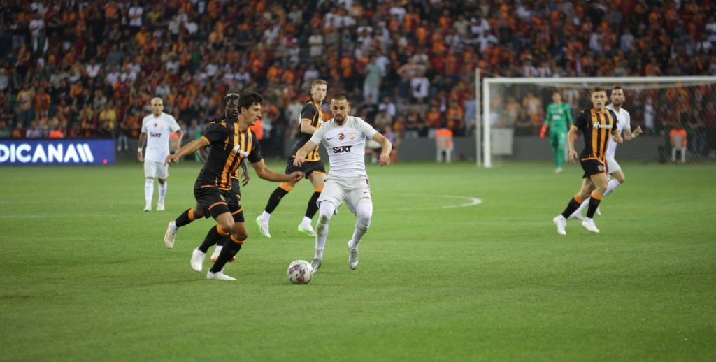 Drei Gegentreffer in drei Minuten: Galatasaray verspielt 3:0-Führung und unterliegt Hull City 3:4