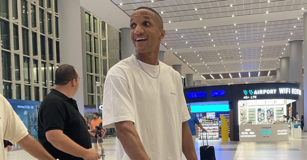 Brasilianer in Istanbul eingetroffen: Diese Kosten soll der Becao-Transfer für Fenerbahce generieren