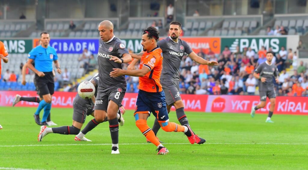 Süper Lig-Sonntag: 0:2 gegen Karagümrük, Rams Basaksehir verliert erneut – Sivasspor gewinnt in Gaziantep 3:1