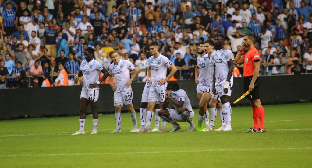 Großer Kampf, aber kein Happy End: Adana Demirspor verpasst nach Elfmeterkrimi gegen Genk den Einzug in die Gruppenphase