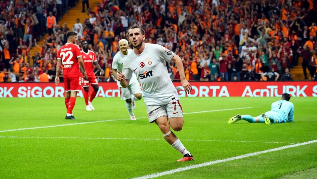 Meister Galatasaray besiegt Aufsteiger Samsunspor mit 4:2