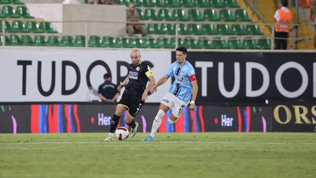 Süper Lig-Sonntag: Basaksehir feiert ersten Saisonsieg – Alanya und Kasimpasa trennen sich 3:3