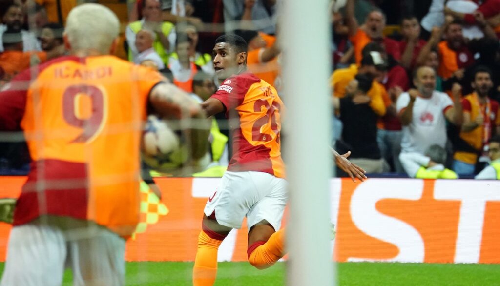 Galatasaray-Torschütze Tete dankt Fans und blickt auf Duell mit Manchester United