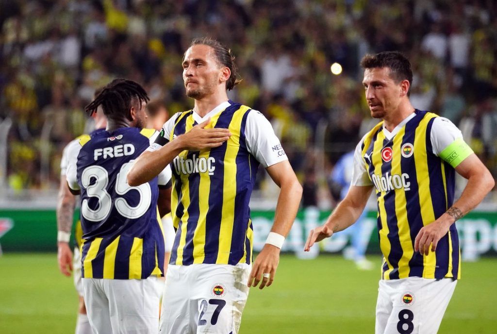 Abgänge bei Fenerbahce: Crespo und Elmaz vor Wechsel – Interessenten für Mor