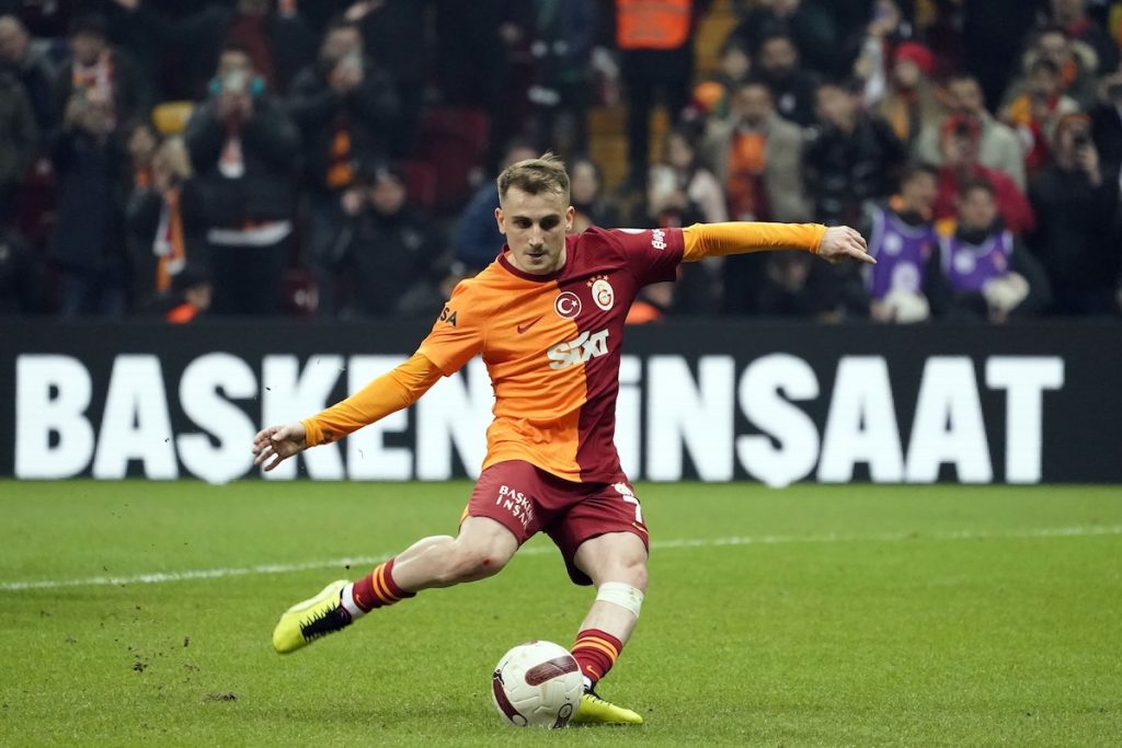 Galatasaray bezwingt Istanbulspor trotz Rückstand und dank Aktürkoglu-Doppelpack mit 3:1