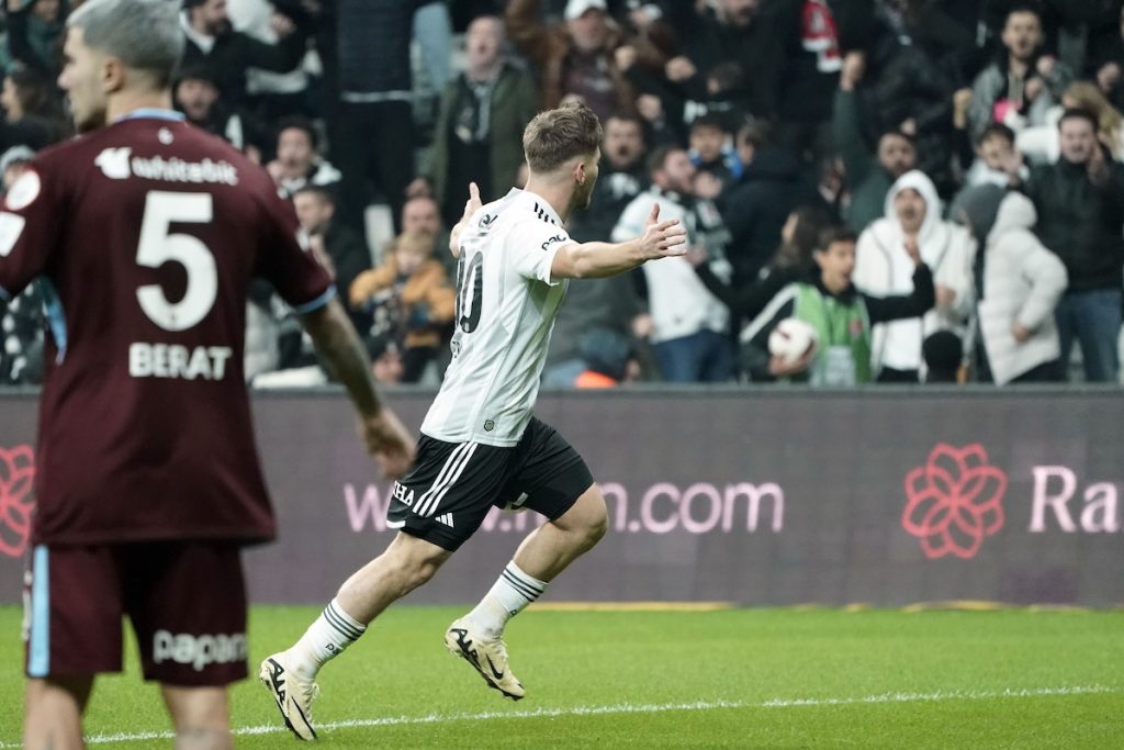 Kilicsoy-Show: Besiktas schlägt Trabzonspor 2:0 und erobert Platz drei
