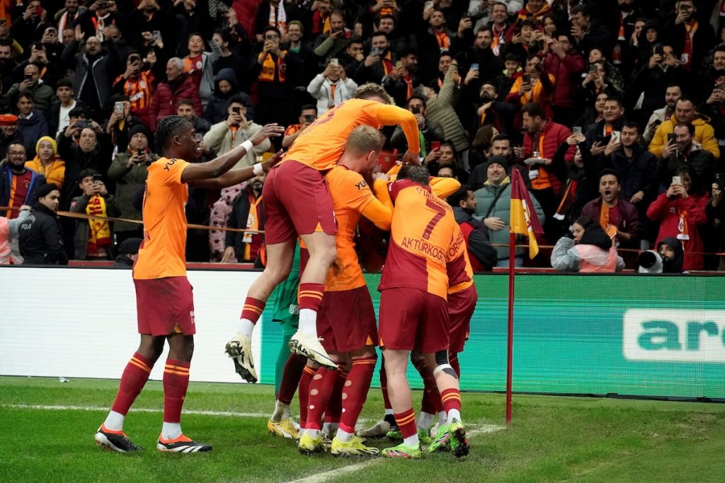 Demirbay-Dreierpack: Galatasaray schießt Rizespor mit 6:2 ab und baut Tabellenführung aus