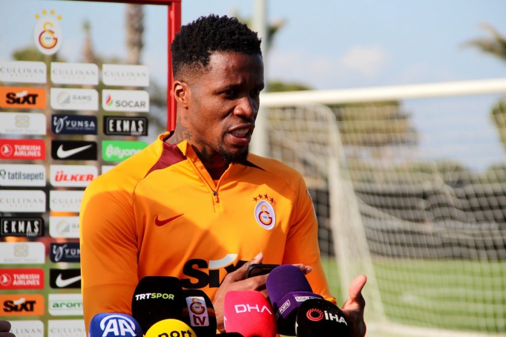 Galatasaray-Trainer Buruk bestätigt: „Zaha will wechseln“