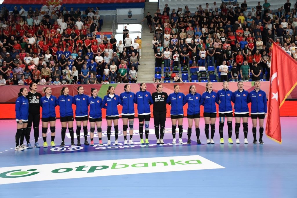 Türkische Handball-Nationalmannschaft der Frauen qualifiziert sich erstmals für Europameisterschaft