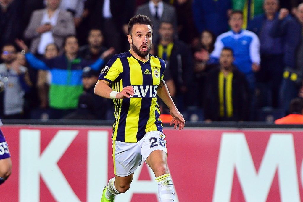 Ex-Fenerbahce-Profi Valbuena gibt Trainer Kartal die Schuld für das Conference League-Aus