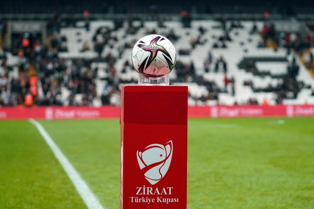 Treffen mit TFF: Spielort für Pokalfinale zwischen Besiktas und Trabzonspor festgelegt