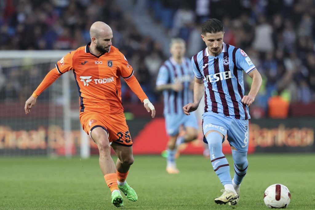 Trabzonspor und Basaksehir im Kampf um Platz drei