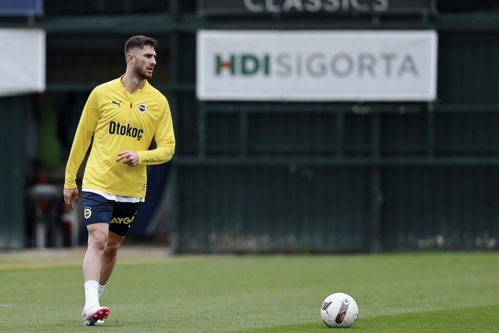 Arda Turan will Ismail Yüksek nach Donezk – Fenerbahce legt hohe Ablöse fest