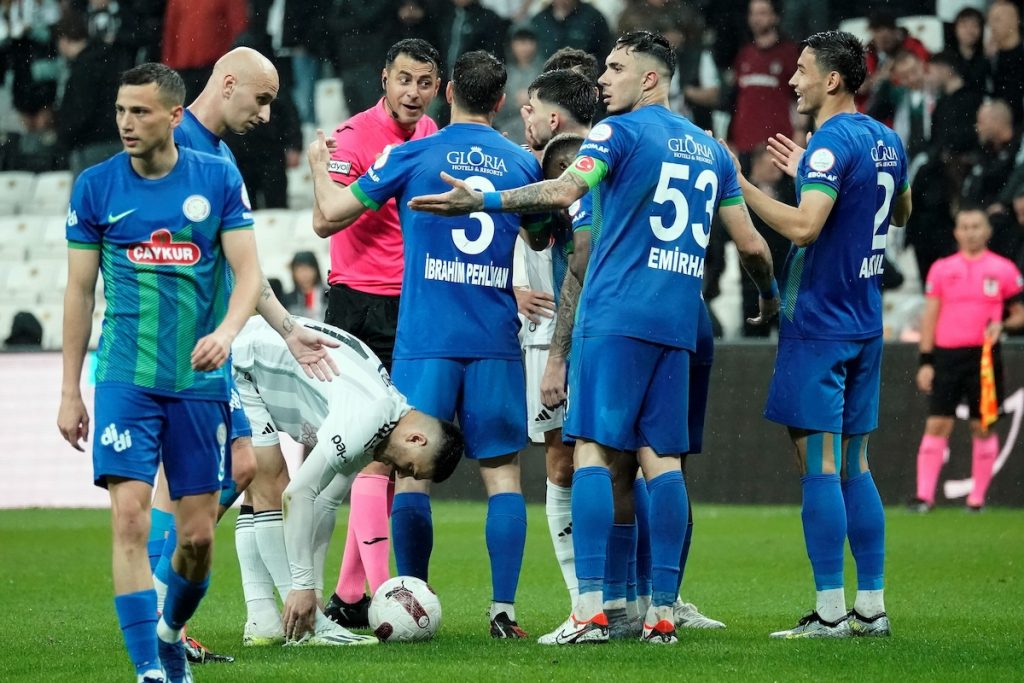 Besiktas buhlt um Balci und Topcu