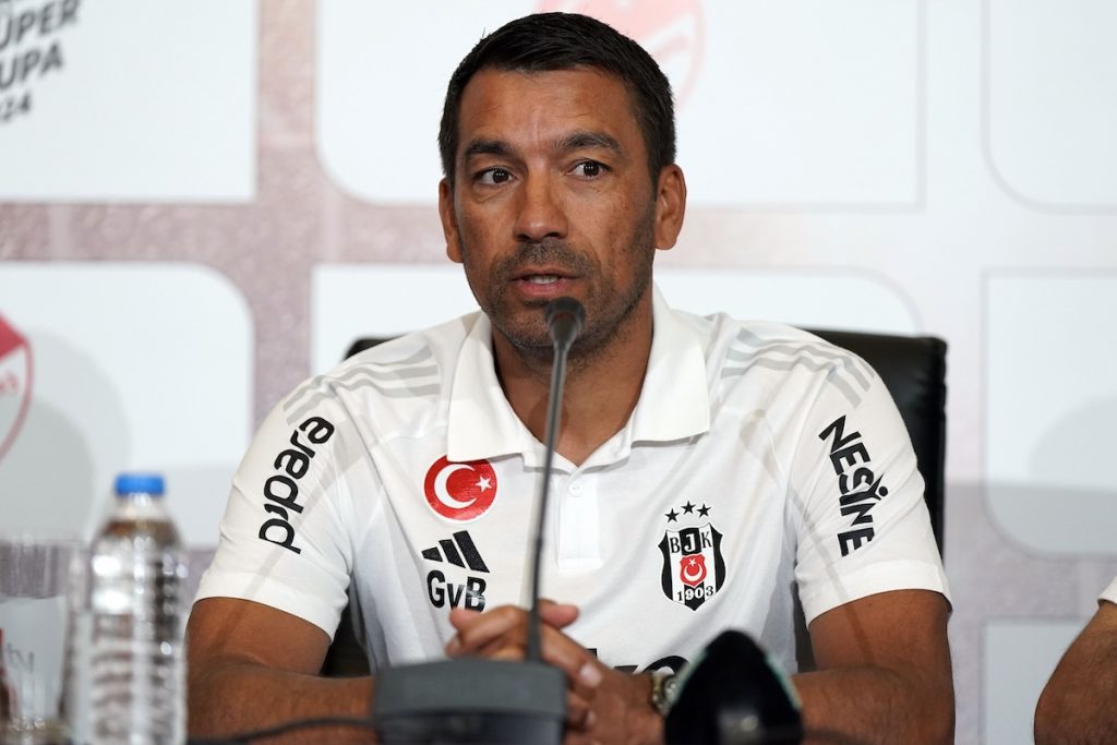Giovanni van Bronckhorst: „Unsere taktischen Entscheidungen sind nicht aufgegangen“