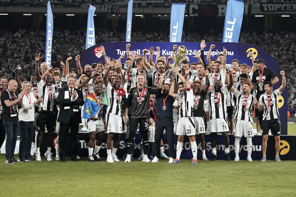 5:0 – Besiktas demontiert Galatasaray und gewinnt den türkischen Supercup