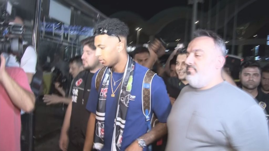 Transfer vor Happy End: Besiktas hat PSG-Talent Ndour nach Istanbul geholt