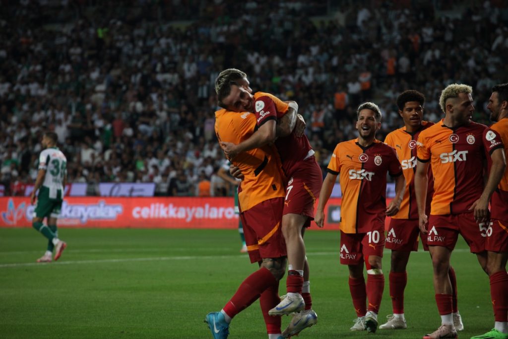 Galatasaray gewinnt 2:1 in Konya und setzt sich vorerst an die Tabellenspitze