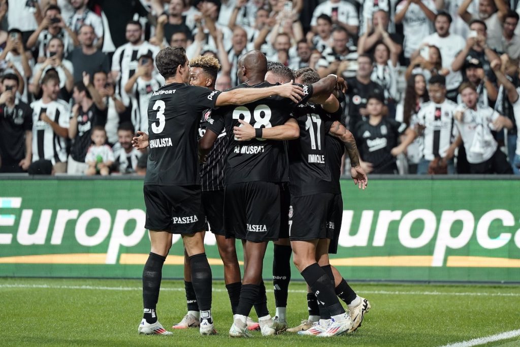 EL: Besiktas gastiert zum Auftakt der Ligaphase in Amsterdam