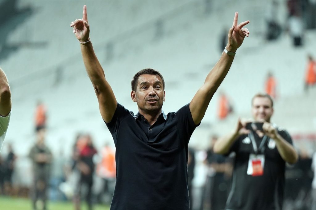 Besiktas-Trainer van Bronckhorst nach Kayseri-Sieg zufrieden: „Jeder hat seinen Teil geleistet“