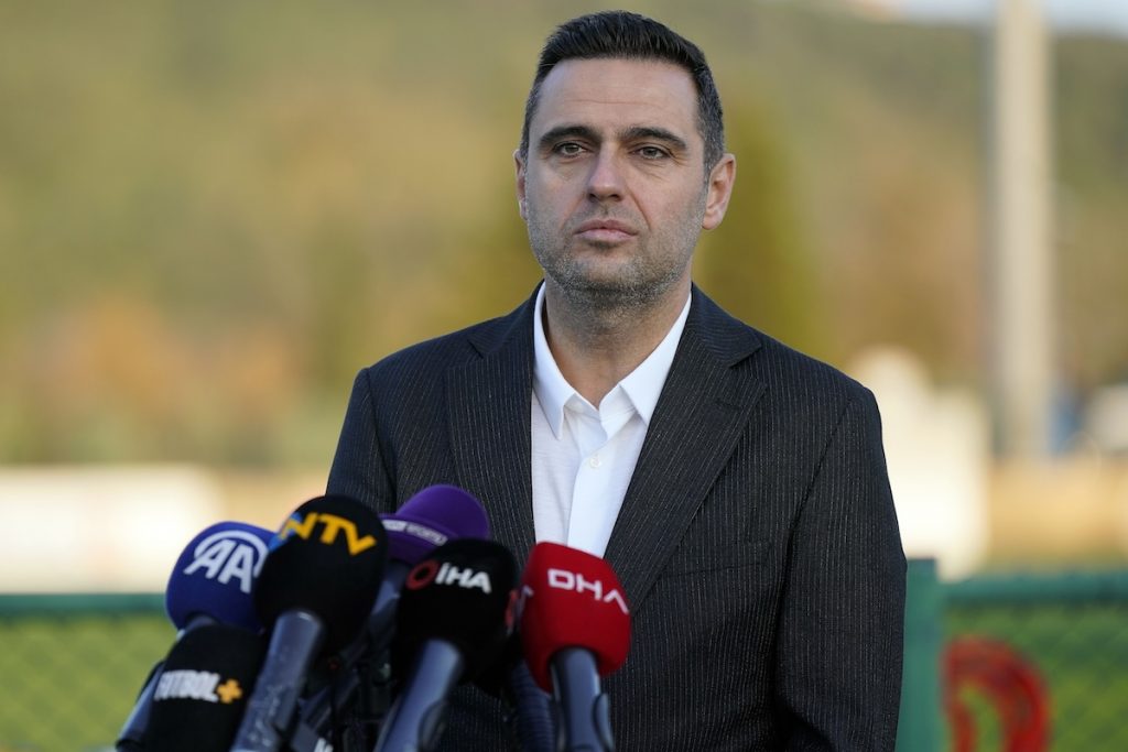 TFF-Vizepräsident Kazanci tritt nach Bekanntgabe des Schiedsrichters fürs Besiktas-Galatasaray-Derby zurück