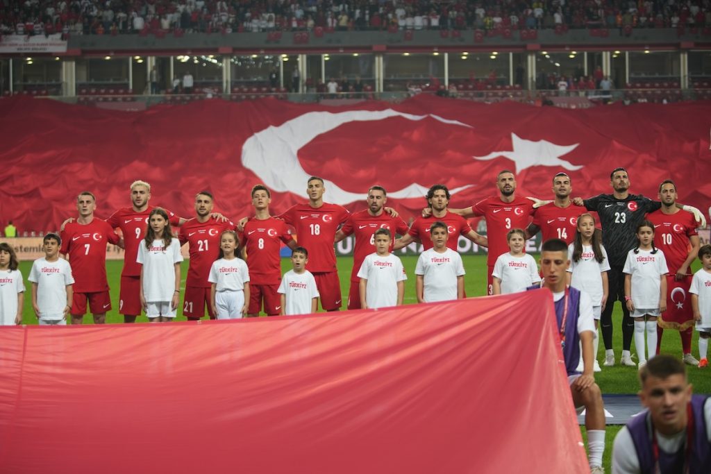 Türkei spielt gegen Wales um den Gruppensieg, Aufstieg in die Liga A und das WM-Playoff-Ticket